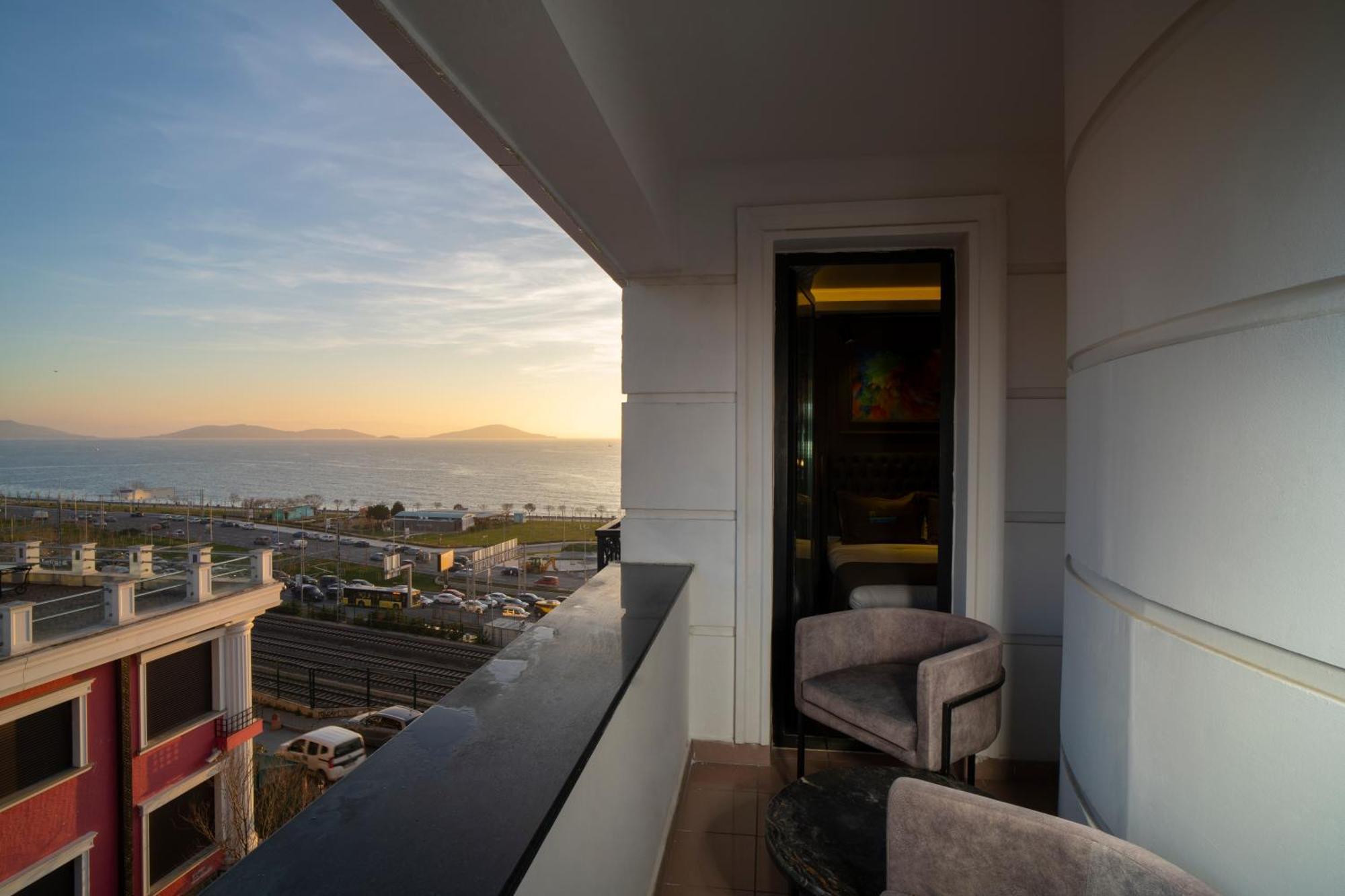 La Cielo Hotel Bostanci Istanbul Exterior photo